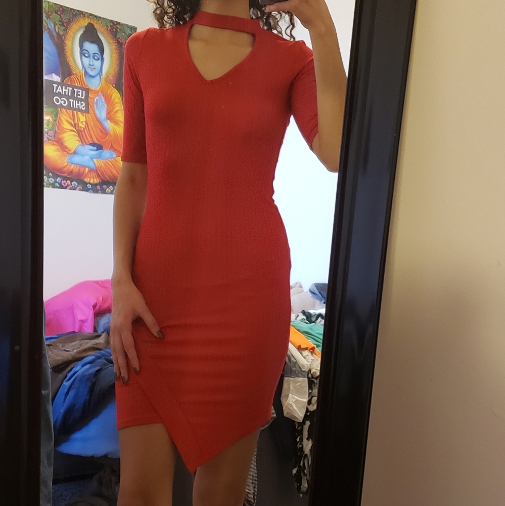 Slim red dress